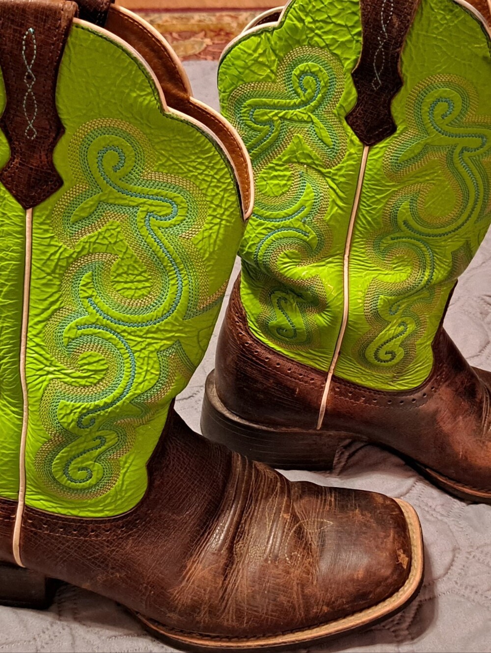 Ariat Mens Green Embroidered Western Cowboy Boots Size 8.5 - Picture 2 of 8